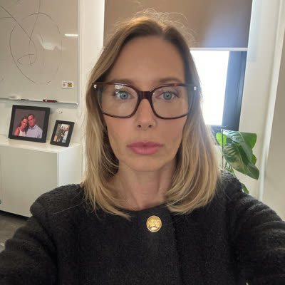 Dana K.